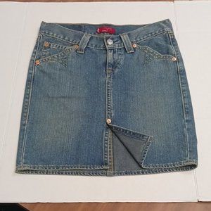 Vintage Levi's red tab denim skirt Type 1